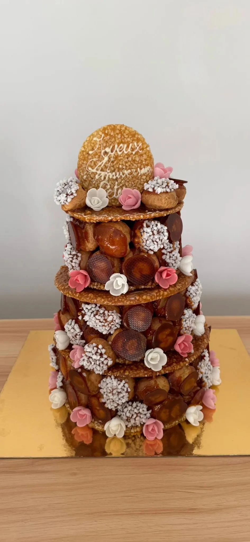 Pièce montée artisanale, création issue de la Mention Complémentaire en pâtisserie